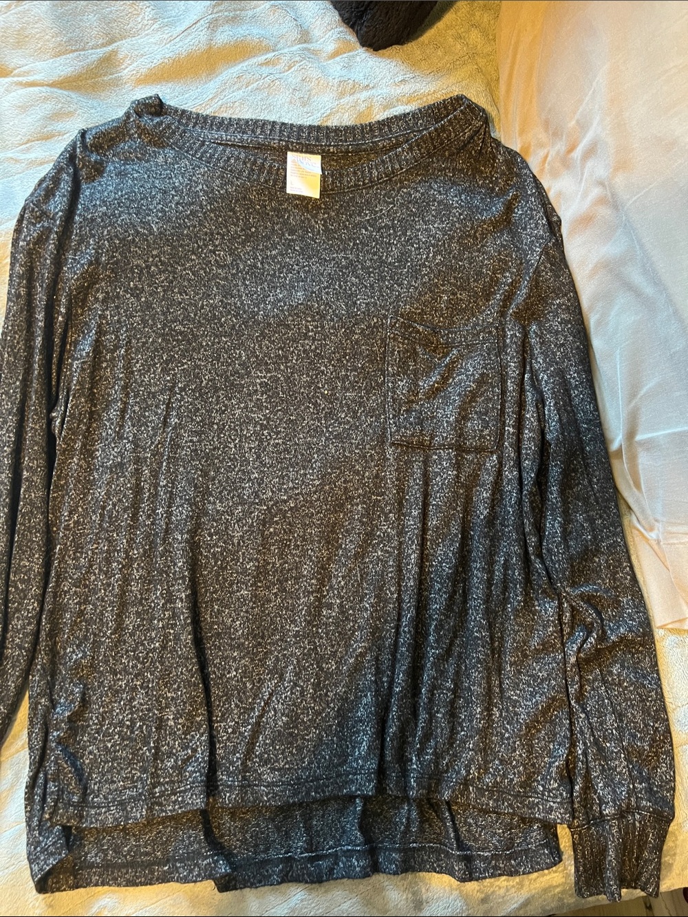 stars above Black Speckled Long-Sleeve Pocket Top